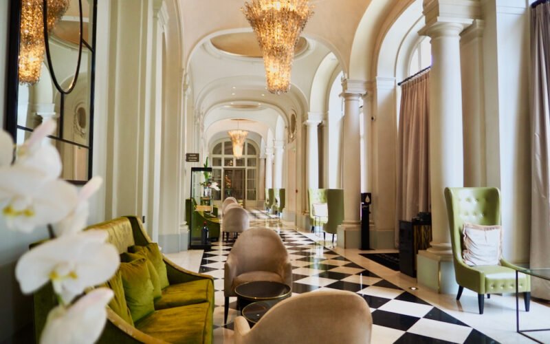 Waldorf In Versailles, An Elegant Getaway Retreat