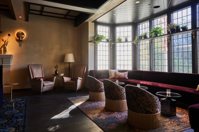 Spanish-Inspired Luxury: el Prado Hotel, Palo Alto