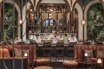 Four Seasons Bangkok Chao Praya River Provides A Luxury Vacation Vista