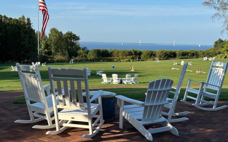 Americana Fantasy: Mackinac Islandâs The Inn at Stonecliffe